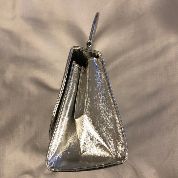 Silver Purse - Picture 3 of 8